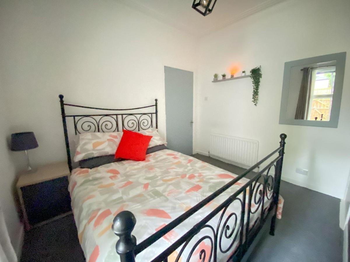 Cheap & Cheerful Apartment Near Bangor Marina מראה חיצוני תמונה