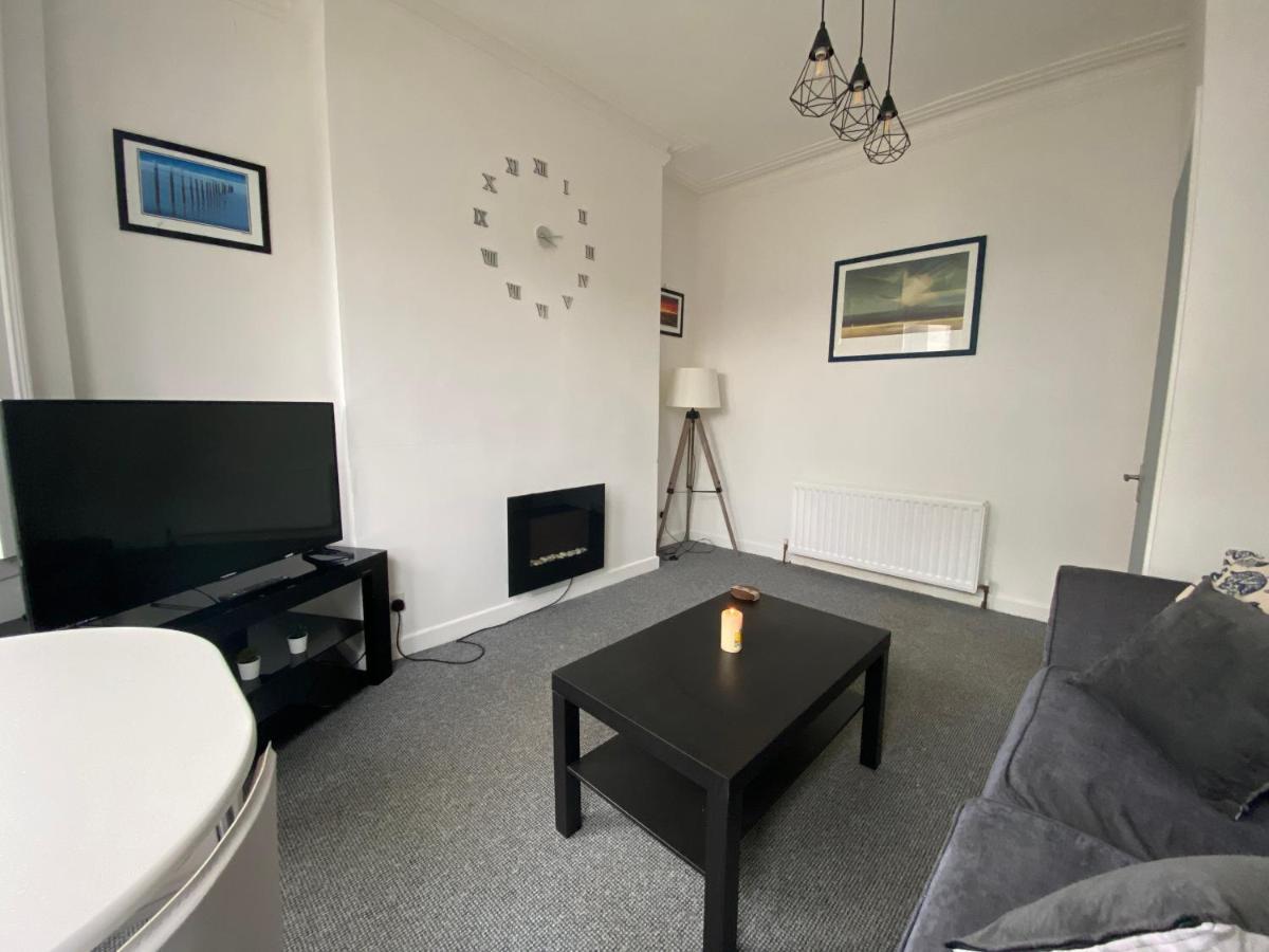 Cheap & Cheerful Apartment Near Bangor Marina מראה חיצוני תמונה