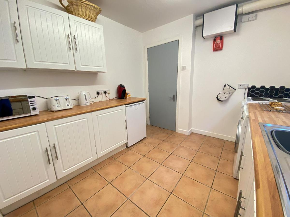 Cheap & Cheerful Apartment Near Bangor Marina מראה חיצוני תמונה