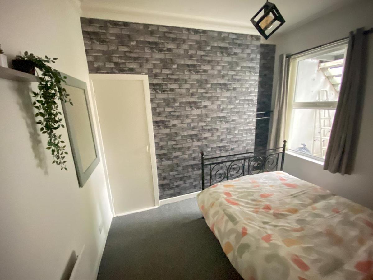 Cheap & Cheerful Apartment Near Bangor Marina מראה חיצוני תמונה